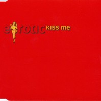 Kiss me (CDS) Mp3